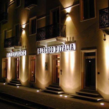 Albergo D'Italia Кивассо Экстерьер фото